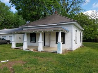1133 E Tulsa St, Siloam Springs, AR 72761