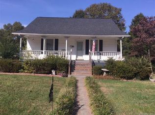 615 N Walnut St, Kannapolis, NC 28081