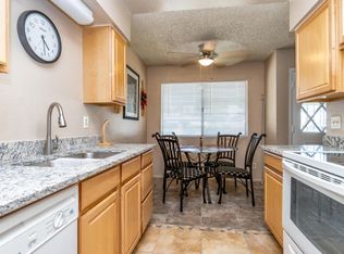 10202 N 97th Dr APT A, Peoria, AZ 85345