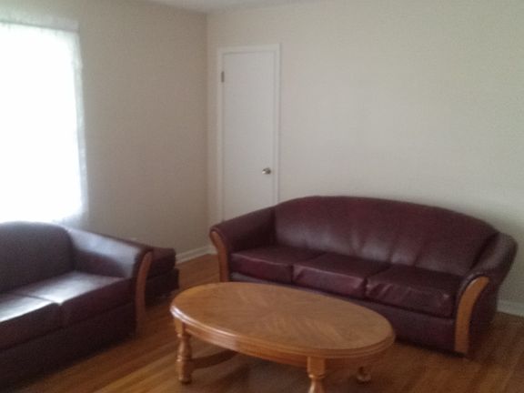 3rd image of 1661 Pine Cir