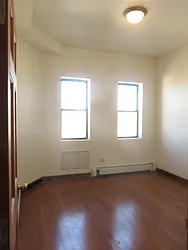 Rented by Rennit Inc.