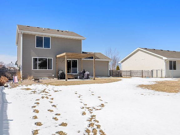 5th image of 4222 Welbeck Dr