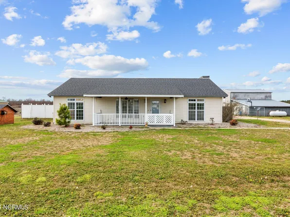 5864 Hassell Road, Robersonville, NC 27871