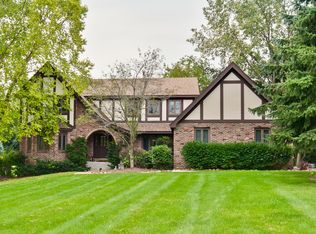 6524 Saddle Ridge Ln, Long Grove, IL 60047
