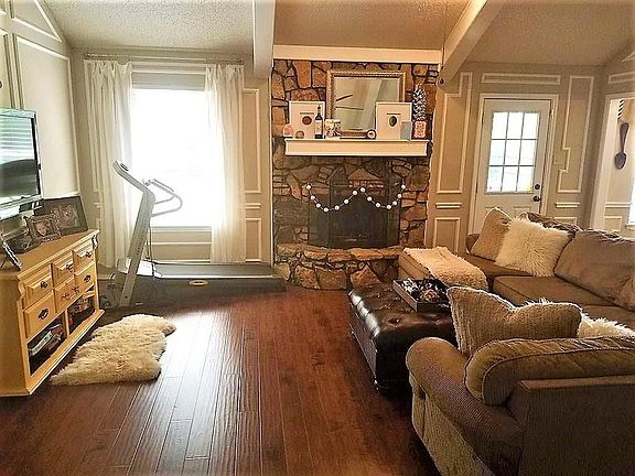 5th image of 7700 Red Oak St