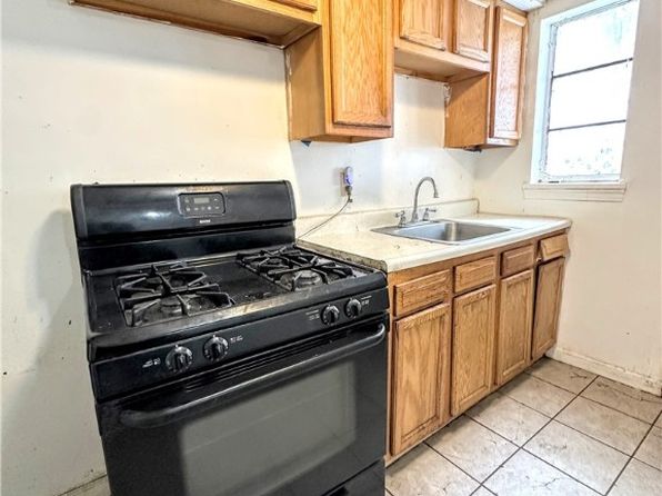 pittsburgh-pennsylvania-11417857 picture