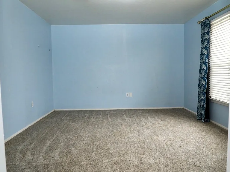 3420 Fairlane Ave — Photo 7