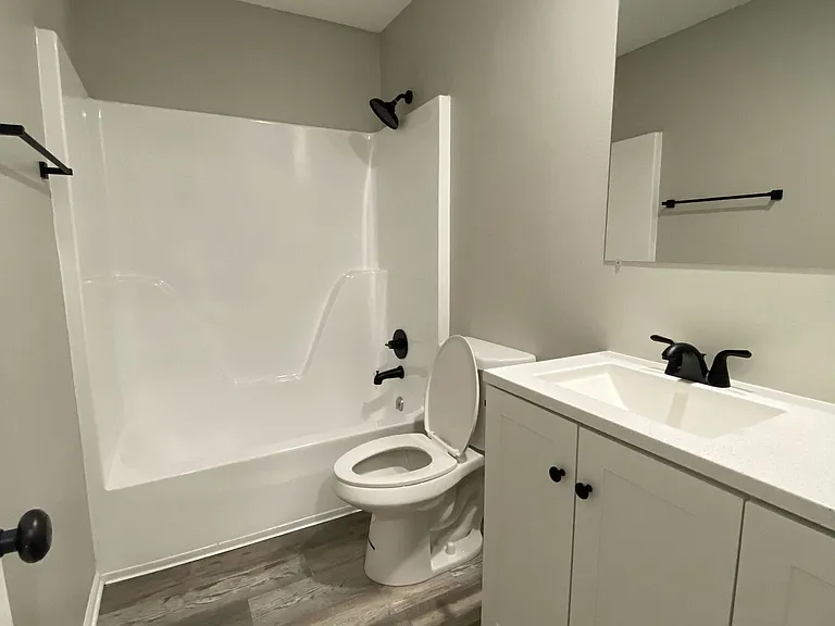 Grand Vue Townhomes — Photo 6