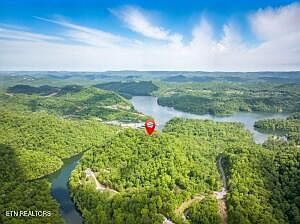 5th image of Tr3 Mountain Shores Rd
