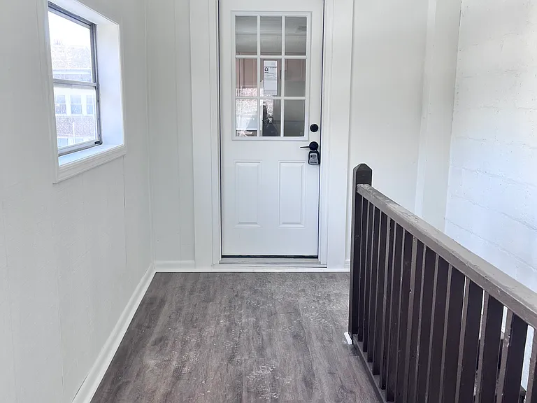 40 N Clover St #3 — Photo 7
