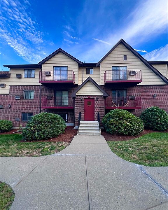 1st image of 11 Royal Crest Dr APT 8