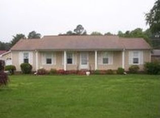 12704 Vogt Ave, Chester, VA 23836