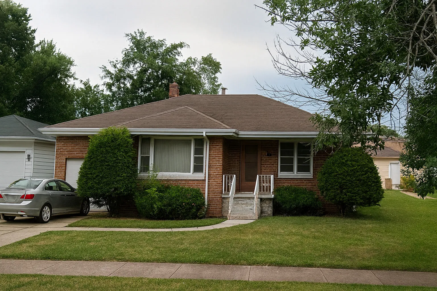 18158 Lange St photo 1