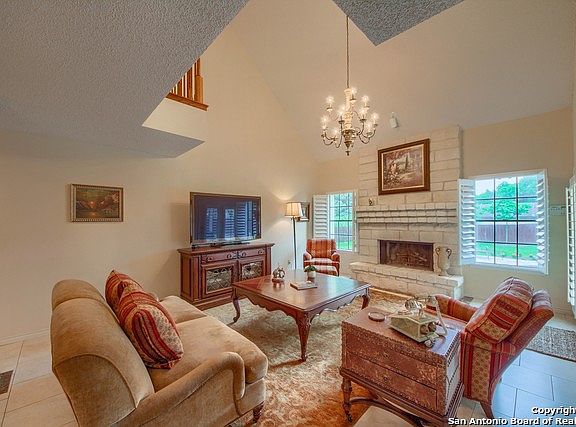 5th image of 28010 Wooded Acres