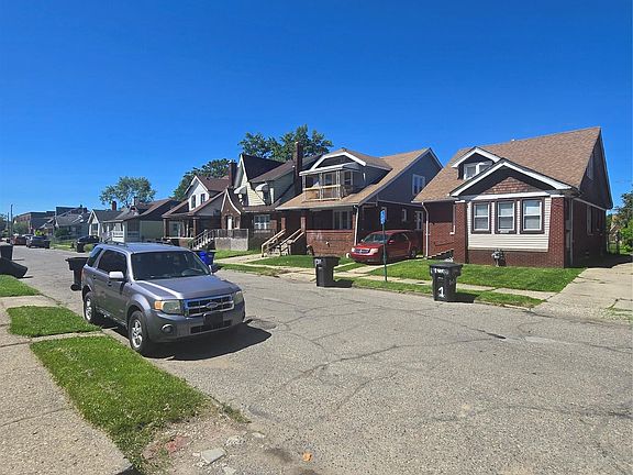 3rd image of 14002 Wisconsin St