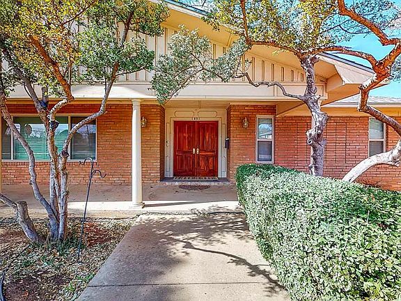 4th image of 1501 Englewood Ln