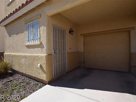 4th image of 4073 Flower Patch St