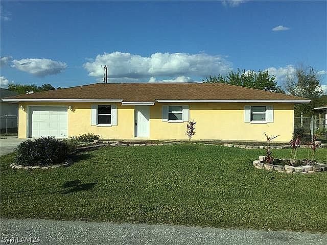 1st image of 525 Jefferson Dr