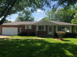 118 N Main St, Glen Carbon, IL