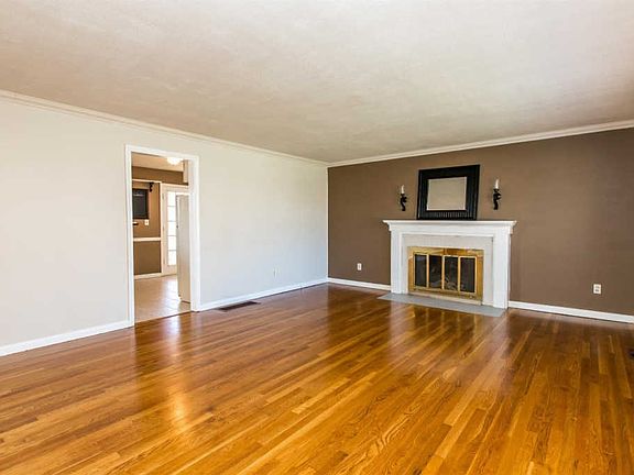 4th image of 474 Pasadena Dr