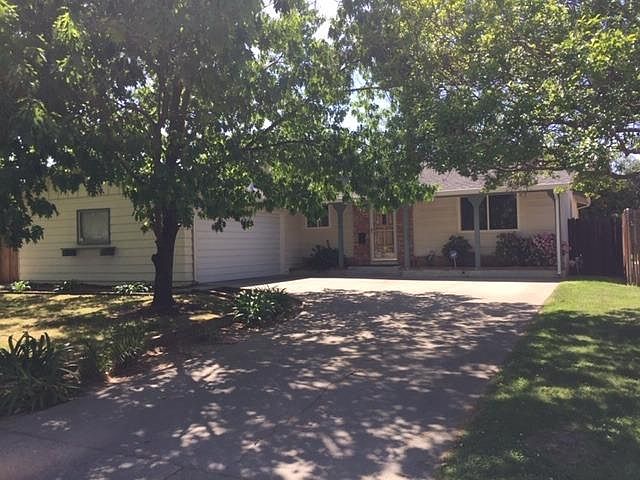 1st image of 2742 Marquette Dr