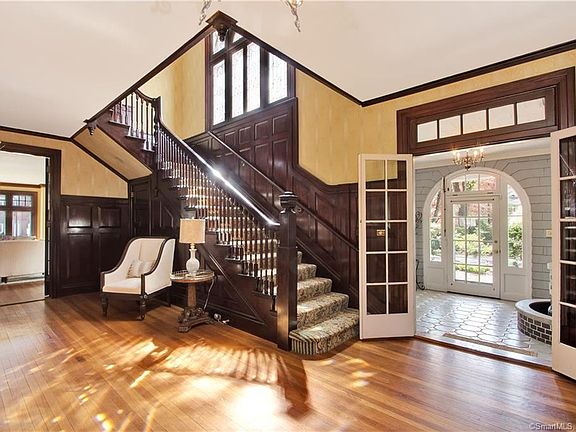 4th image of 999 Prospect Ave