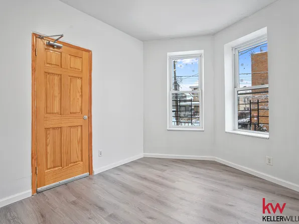 1535 72nd Street image 1 of 10