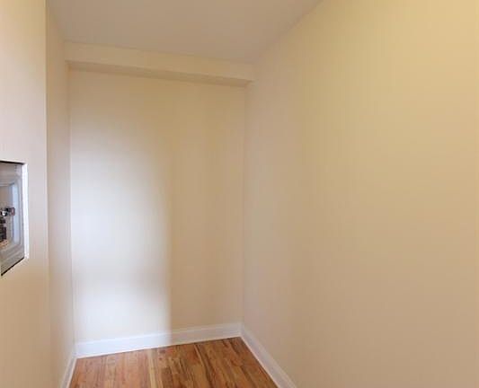 5th image of 818 W Diversey Pkwy