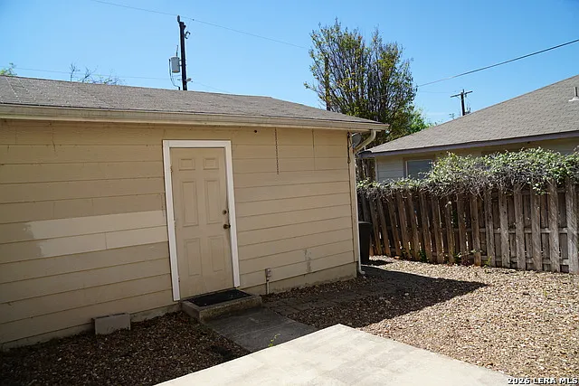 7203 Snowden Crst — Photo 27