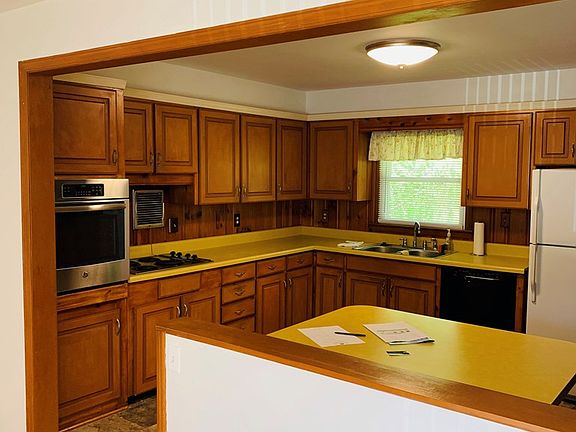 4th image of 126 Dublin Ct