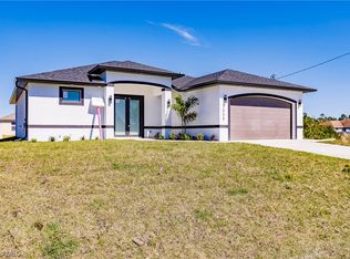 3808 3rd St SW, Lehigh Acres, FL 33976