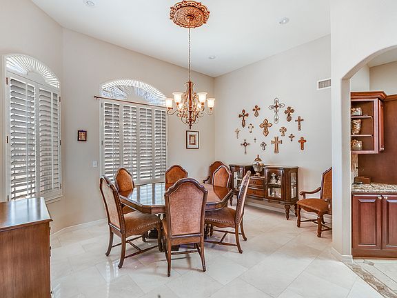 5th image of 5512 Woodgreen Dr