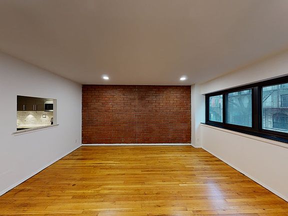 3rd image of 10 Jones St APT 2F