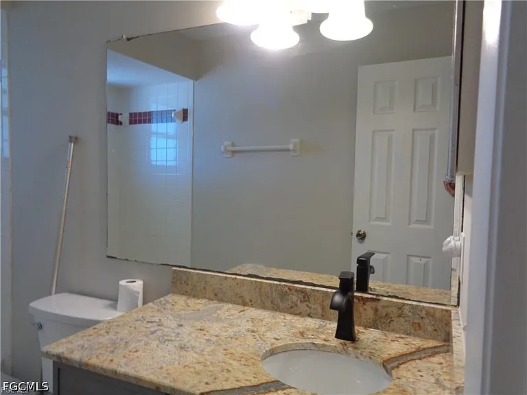 1510 SW 8th Pl — Photo 15