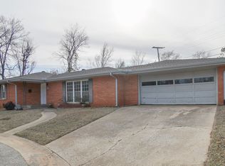906 Carey Dr, Norman, OK 73069