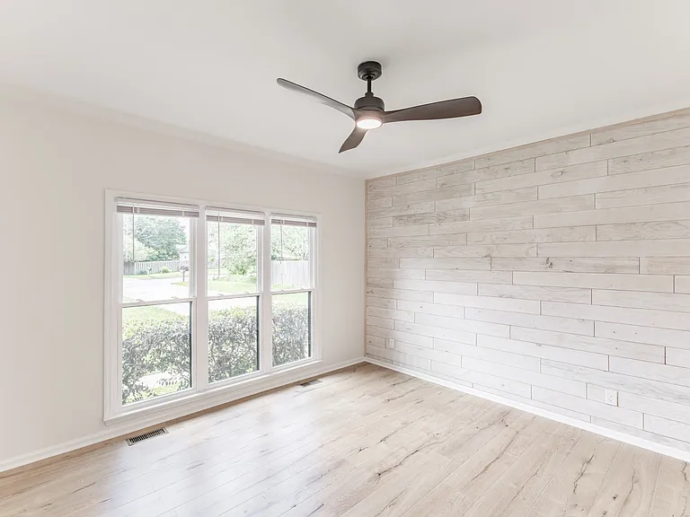 122 Sleepy Hollow Ct — Photo 15