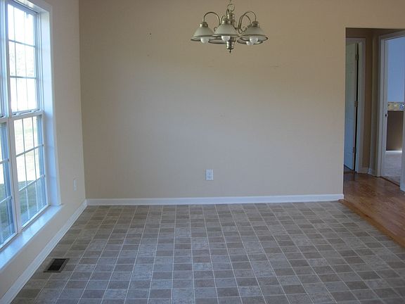 2nd image of 11 Southgate Dr