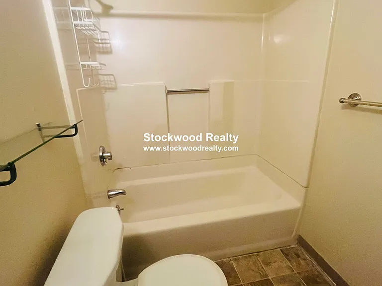 385 Dorchester St #A10 — Photo 19