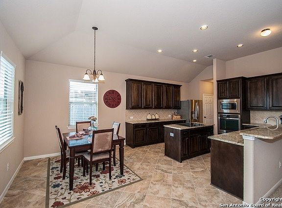 5th image of 2075 Western Pecan