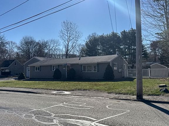 2nd image of 34 Raymond Rd