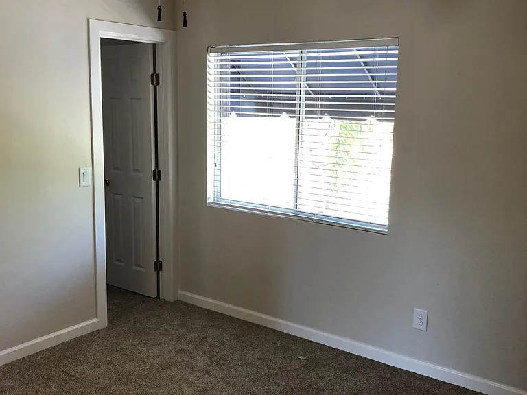 15260 N 80th Ln — Photo 37