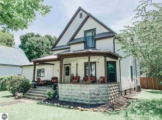 311 W Orchard Ave, Shepherd, MI 48883