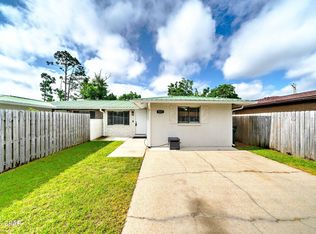823 Bradley Cir, Lynn Haven, FL 32444