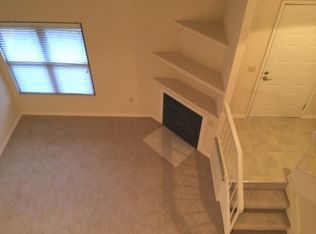 1242 Knollhaven Dr, Ballwin, MO 63021