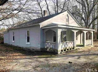 624 Roberson St, Henderson, NC 27536