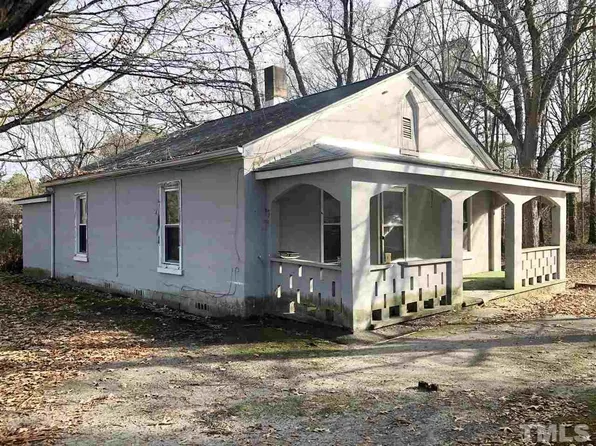 624 Roberson St, Henderson, NC 27536