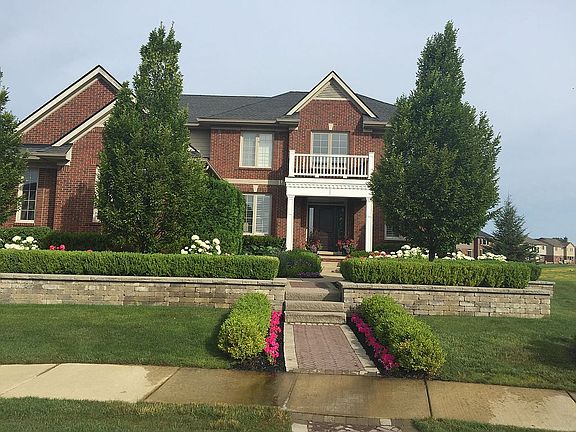 4th image of 52002 Curtis Ct