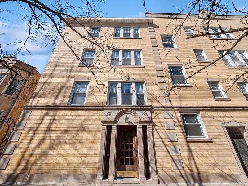 2nd image of 1607 W Berteau Ave #3