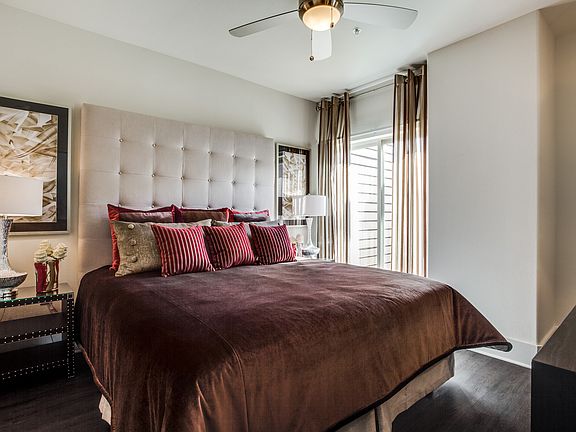 4th image of 8275 Walnut Hill Ln APT 552