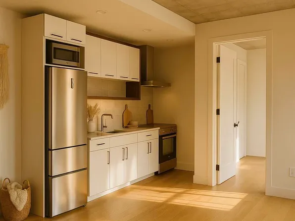 244 Stagg Street 5 image 3 of 11
